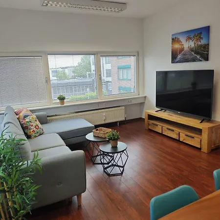 Appartement Mit Anbindung Fuer 6 Personen Aken